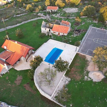 Patakun Holiday Home For 5, With Heated Pool Lecevica Buitenkant foto