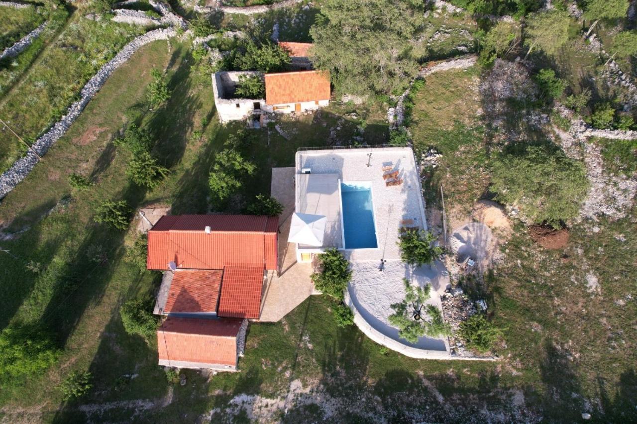 Patakun Holiday Home For 5, With Heated Pool Lecevica Buitenkant foto