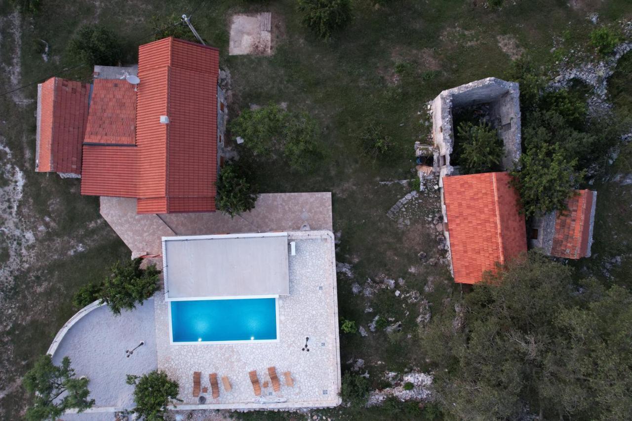 Patakun Holiday Home For 5, With Heated Pool Lecevica Buitenkant foto